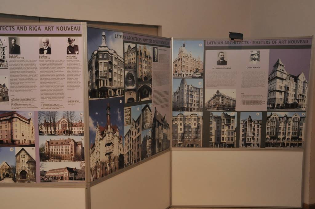 Līdz oktobra beigām Liepājas Latviešu biedrības namā var iepazīties ar Latvijas Nacionālās bibliotēkas speciālistu sagatavoto izstādi "Jūgendstils Latvijā".
Autors: ReKurZeme, portāls