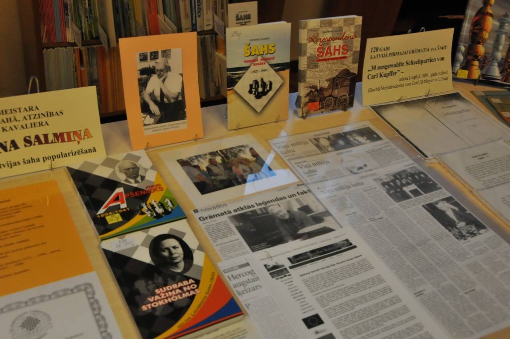 Liepājas Centrālās zinātniskās bibliotēkas Vispārīgo zinātņu lasītavā 28. novembrī plkst.14 notiks sarīkojums ar Ģediminu Salmiņu - šahistu, grāmatu autoru, novadpētnieku un bibliotēkas ilggadēju lasītāju.
Visiem šaha cienītājiem un...
Autors: ReKurZeme, portāls
