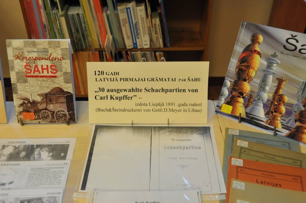 Liepājas Centrālās zinātniskās bibliotēkas Vispārīgo zinātņu lasītavā 28. novembrī plkst.14 notiks sarīkojums ar Ģediminu Salmiņu - šahistu, grāmatu autoru, novadpētnieku un bibliotēkas ilggadēju lasītāju.
Visiem šaha cienītājiem un...
Autors: ReKurZeme, portāls