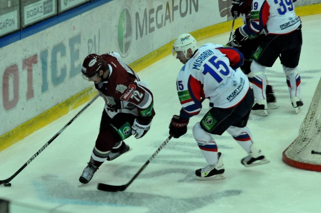 Rīgas "Dinamo" trešdien, 2. novembrī, Liepājas ledushallē Kontinentālās hokeja līgas spēlē ar 2:1 uzvarēja Magņitogorskas "Metallurg".
Autors: Uldis Dobelis