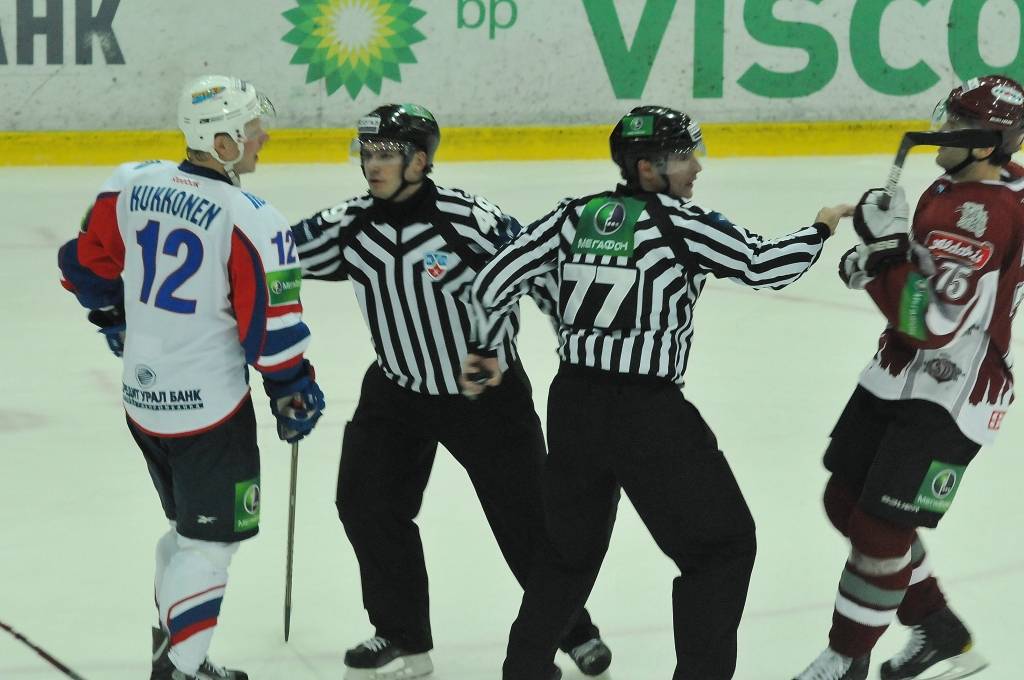 Rīgas "Dinamo" trešdien, 2. novembrī, Liepājas ledushallē Kontinentālās hokeja līgas spēlē ar 2:1 uzvarēja Magņitogorskas "Metallurg".
Autors: Uldis Dobelis