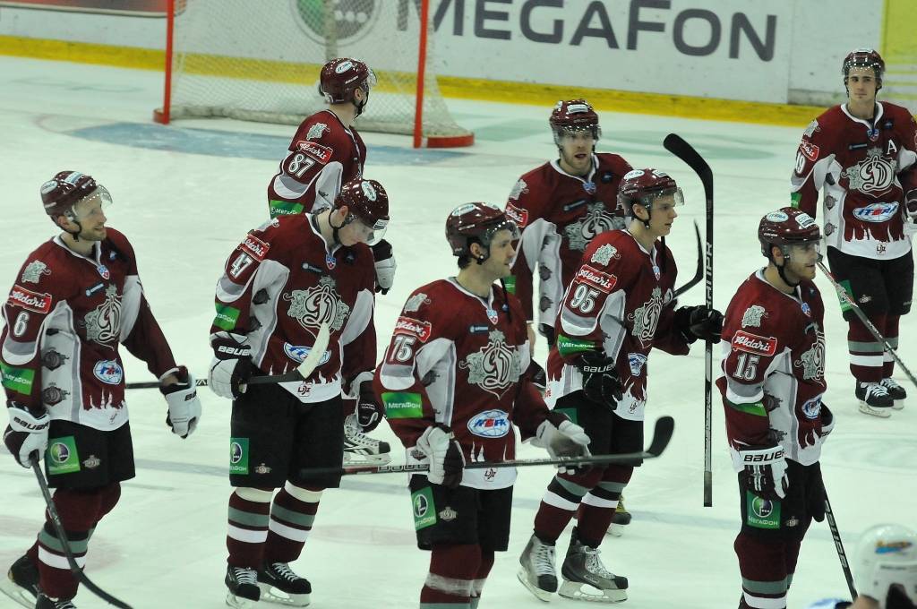 Rīgas "Dinamo" trešdien, 2. novembrī, Liepājas ledushallē Kontinentālās hokeja līgas spēlē ar 2:1 uzvarēja Magņitogorskas "Metallurg".
Autors: Uldis Dobelis