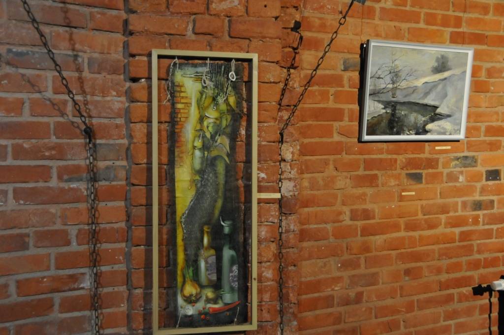 Mākslas galerijā "Promenade" skatāma nu jau tradicionālā, bet tai pat reizē tik ļoti atšķirīgā un kontrastiem bagātā izstāde "Liepājas privātkolekciju pērles", informē "Promenade Hotel" pārdošanas vadītājs Kristaps Ruicēns.
Autors: ReKurZeme, portāls