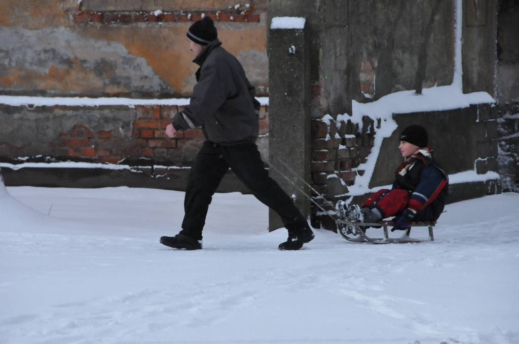 Šodien, 14. janvārī, Liepājā gaisa temperatūra ir ap nulli, gandrīz visu rītu puteņo.
Autors: Uldis Dobelis