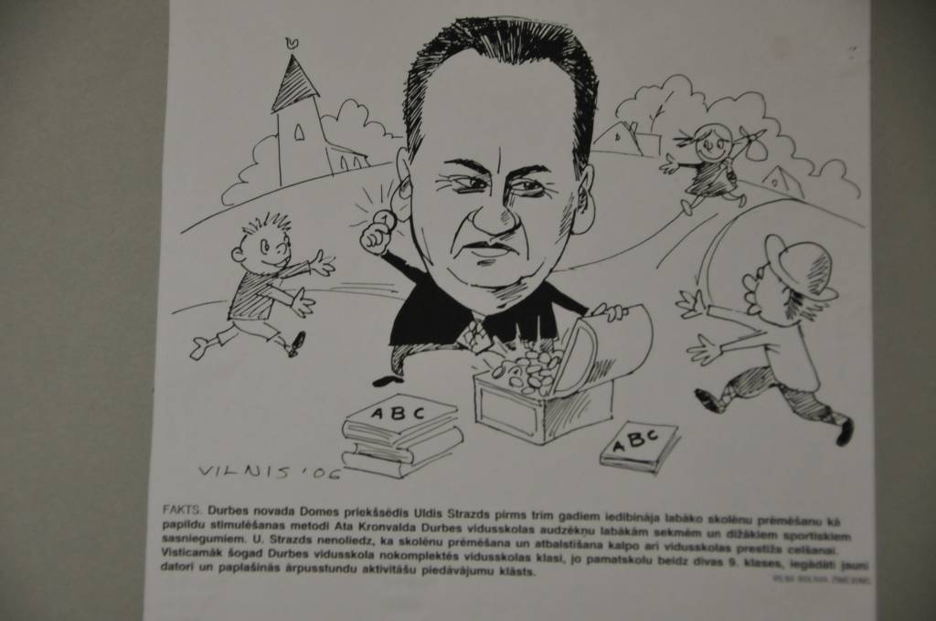 Janvārī Durbes pilsētas bibliotēkā var apskatīt Viļņa Bulava karikatūras, kurās redzami Durbes novada iedzīvotāji.

Karikatūras kopā vākuši vairāki aktīvi novada iedzīvotāji, bet iniciatore idejai bijusi kultūras nama vadītāja Daira...
Autors: ReKurZeme, portāls