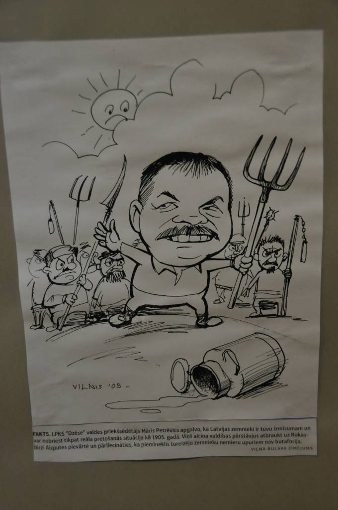 Janvārī Durbes pilsētas bibliotēkā var apskatīt Viļņa Bulava karikatūras, kurās redzami Durbes novada iedzīvotāji.

Karikatūras kopā vākuši vairāki aktīvi novada iedzīvotāji, bet iniciatore idejai bijusi kultūras nama vadītāja Daira...
Autors: ReKurZeme, portāls