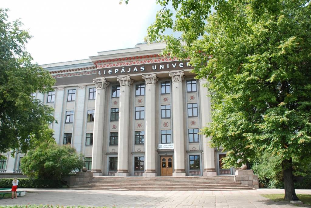 Autors: Dainis Ģelzis