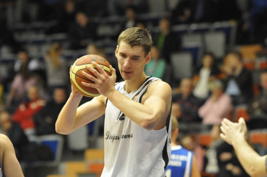 Autors: Uldis Dobelis