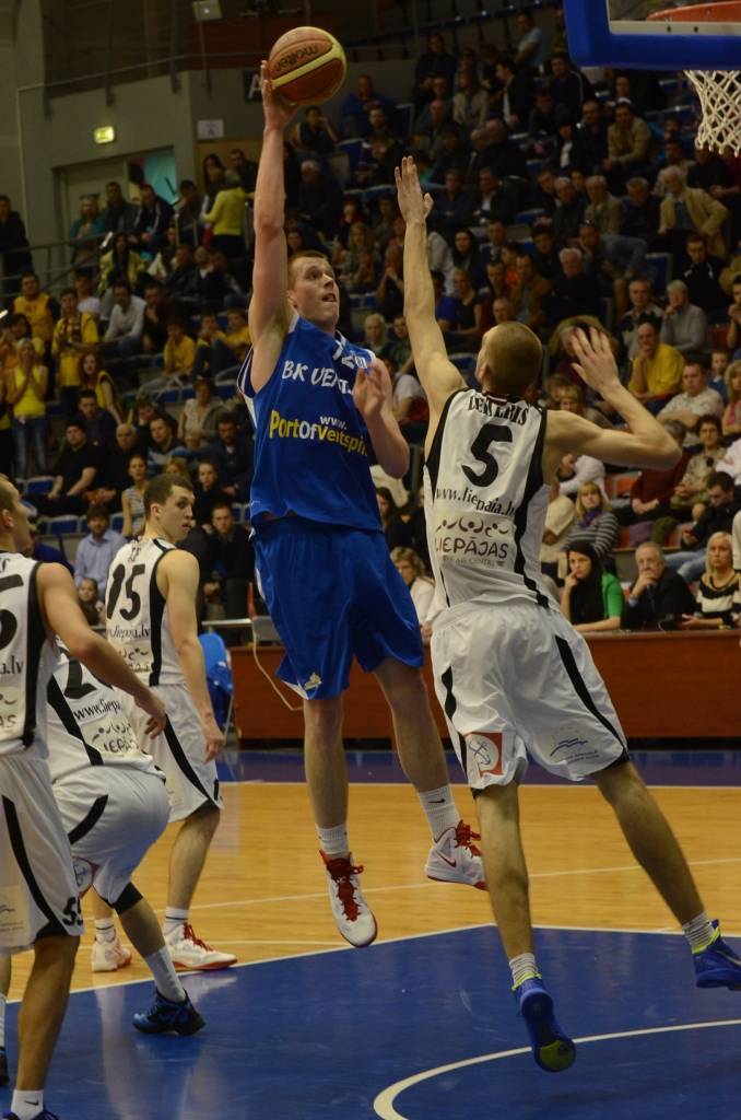 Autors: Uldis Dobelis