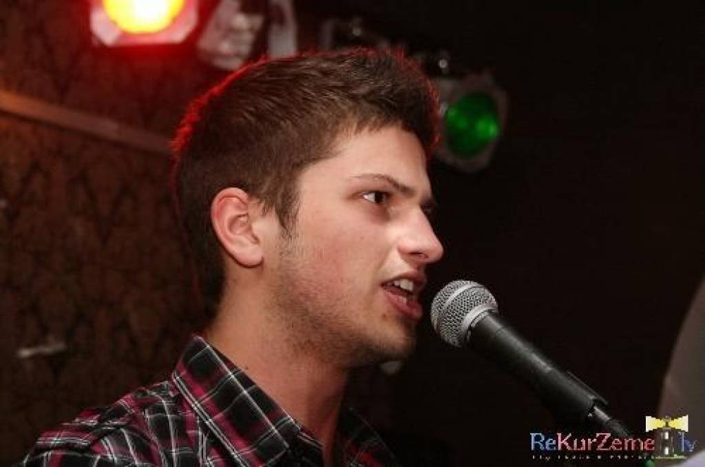 Toms Bokums
Autors: Uldis Dobelis