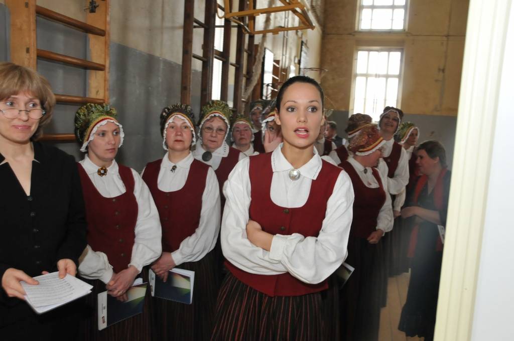 22. aprīlī pavisam 19 Liepājas un novadu  sieviešu, vīru un jauktie kori skatē rādīja savu māksliniecisko līmeni, apliecinot gatavību 2013. gada Vispārējiem latviešu Dziesmu un Deju svētkiem un 2012. gada Latvijas sieviešu un vīru koru...
Autors: ReKurZeme, portāls