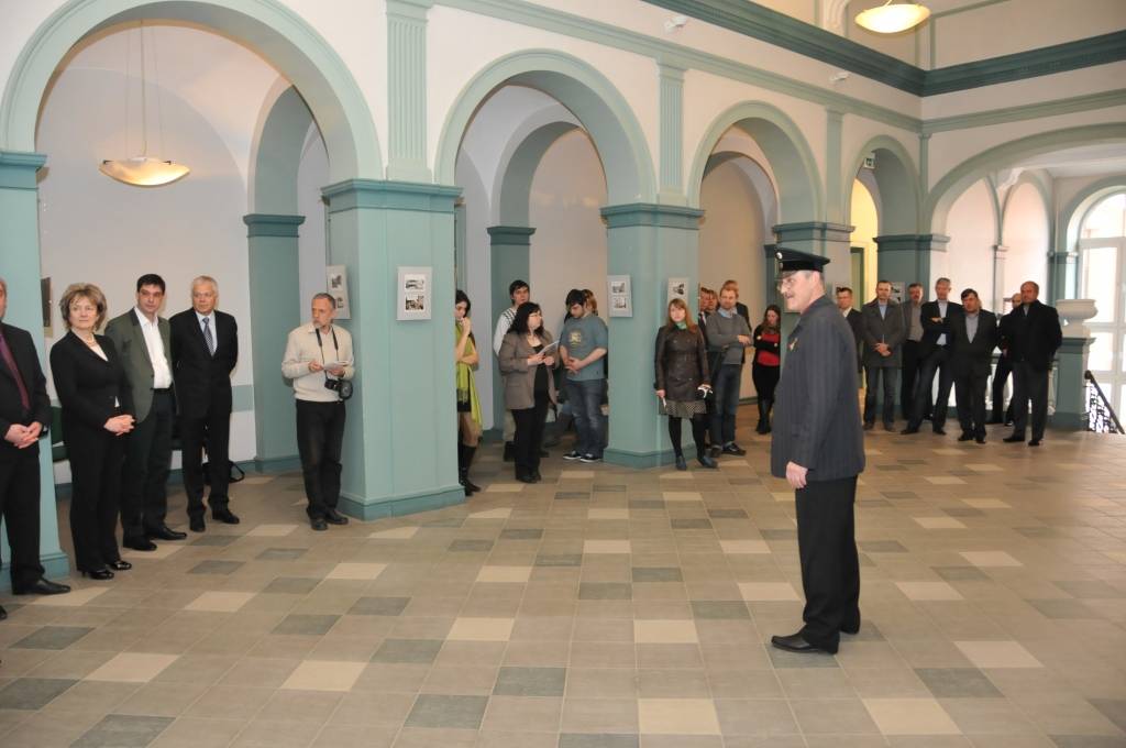 Ceturtdien, 12. aprīlī, Liepājas domē atklāja kolekcionāra Jura Raķa seno fotogrāfiju kolekcijas izstādi par Liepājas tramvaja būvniecību un attīstību līdz mūsdienām.

Kā ziņots, Liepājā šogad uzsāks tramvaja līnijas pagarināšanu.
Autors: ReKurZeme, portāls