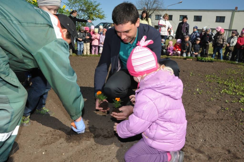 Autors: Dainis Ģelzis
