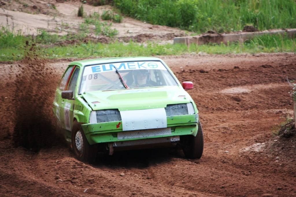 Autors: www.autocross.lv