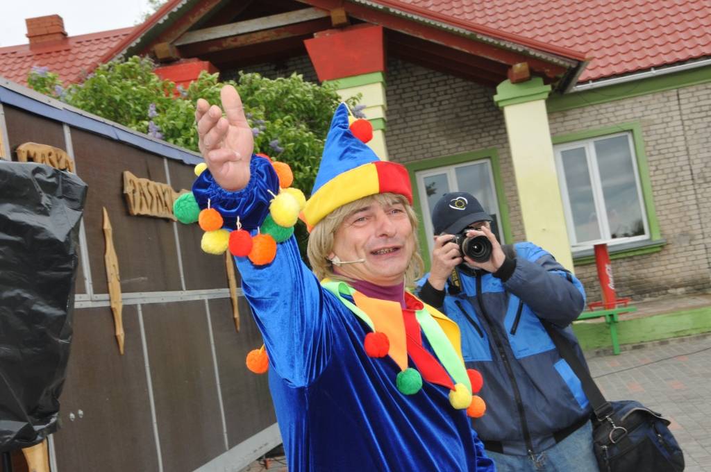 2. jūnijā Liepājas pludmalē pie Glābšanas stacijas jau 12. reizi svinīgi pacela Zilo karogu.