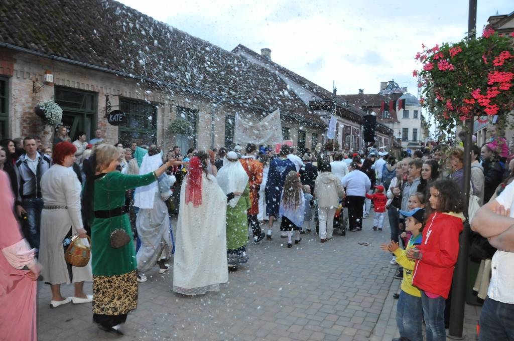 Autors: Dainis Ģelzis