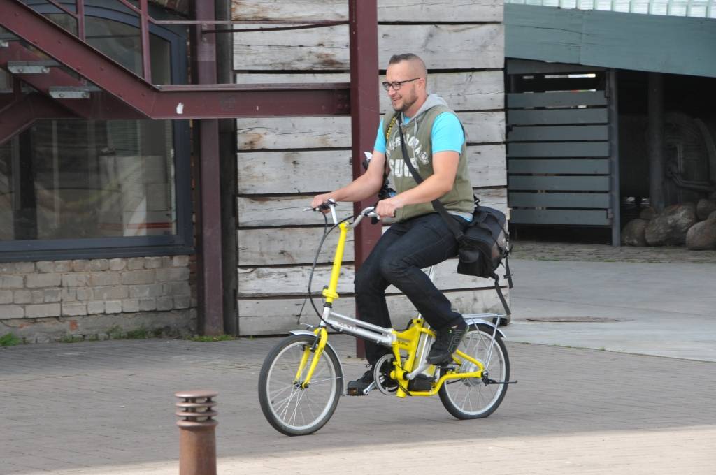 Autors: Dainis Ģelzis