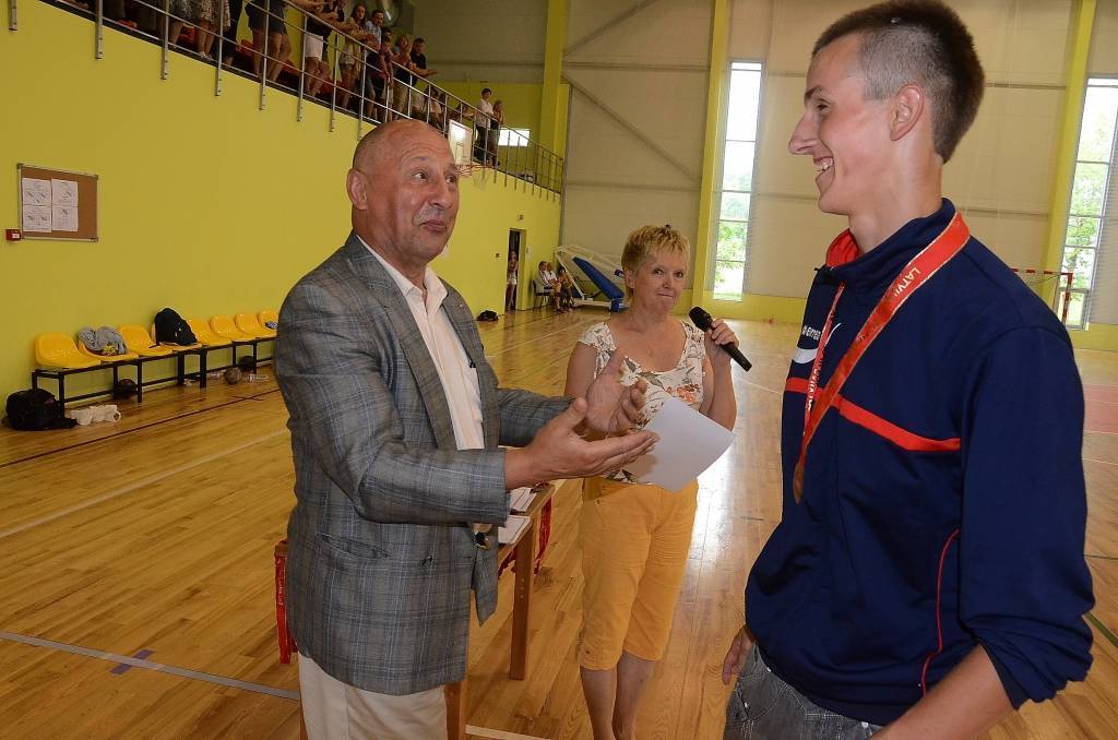 Autors: Uldis Dobelis