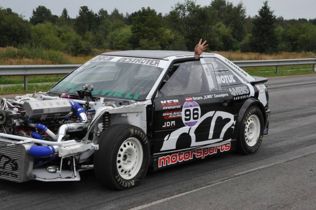 Autors: Dainis Ģelzis