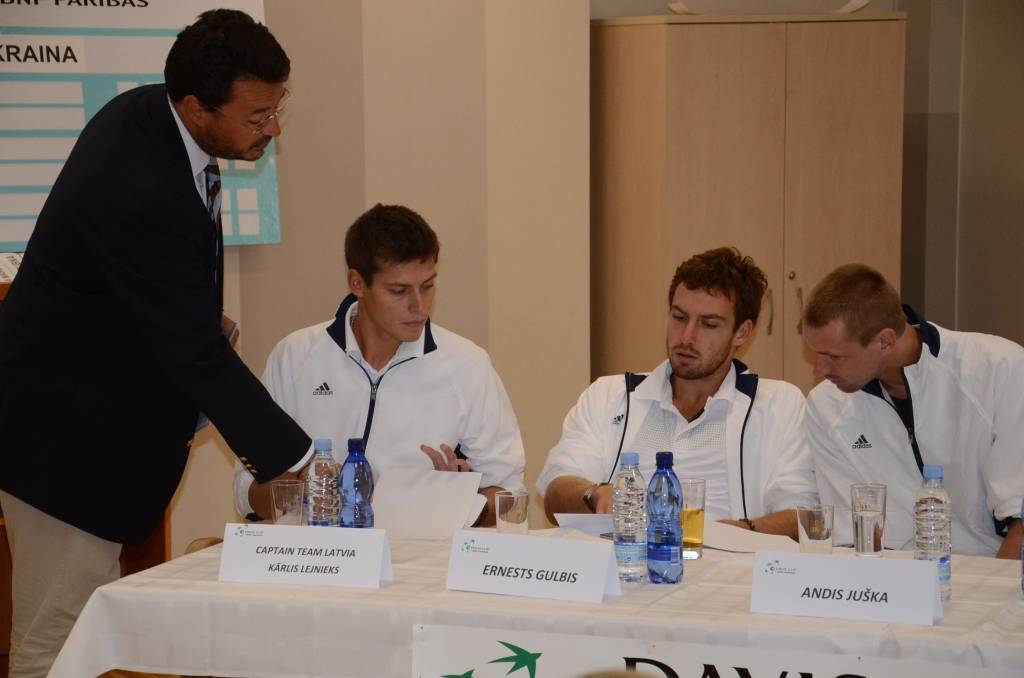 Autors: Uldis Dobelis