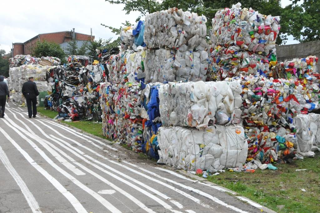 13. – 14. septembrī SIA "Liepājas RAS" sadarbībā ar Latvijas Atkritumu saimniecības uzņēmumu asociāciju (LASUA) atkritumu poligonā "Ķīvītes" Grobiņas novadā rīkoja semināru "Latvijas atkritumu apsaimniekošanas nozares attīstība "Atkritumu...
Autors: ReKurZeme, portāls