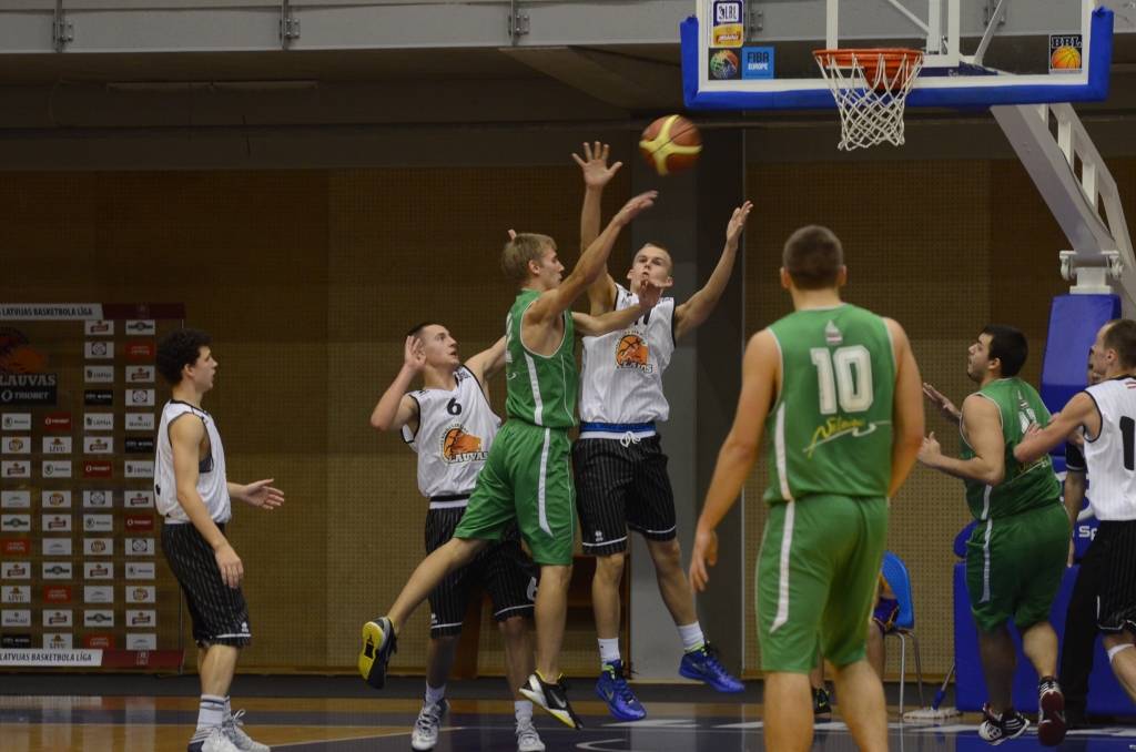 Autors: Uldis Dobelis