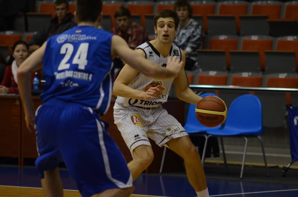 Autors: Uldis Dobelis