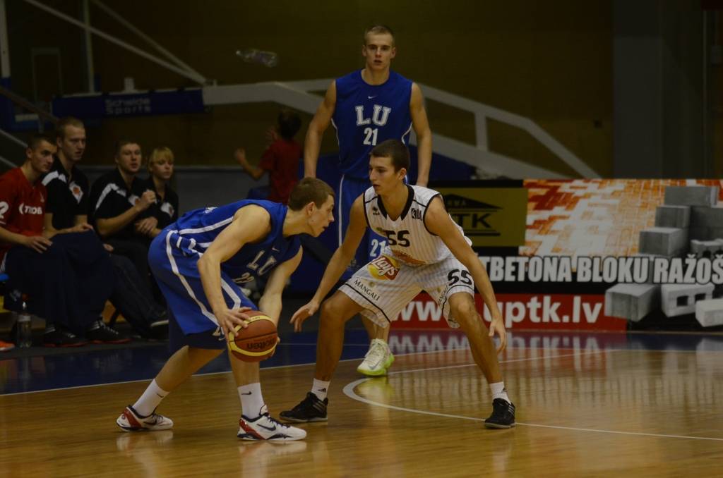 Autors: Uldis Dobelis