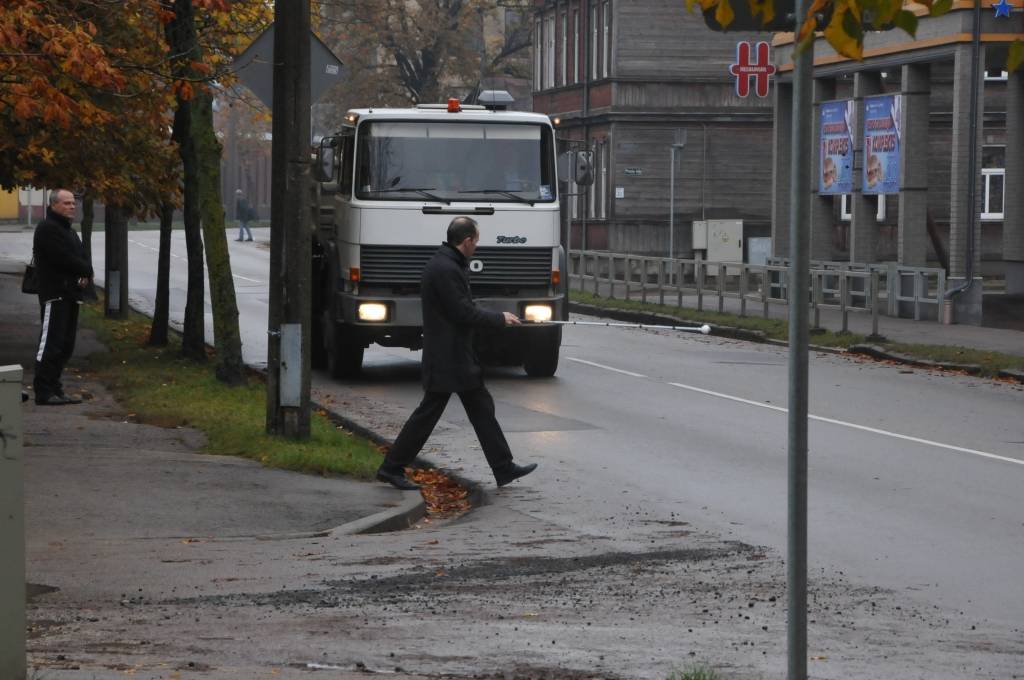 Autors: Dainis Ģelzis