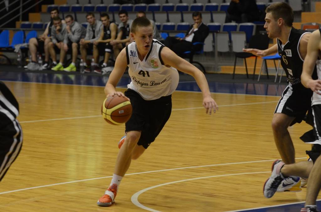 Autors: Uldis Dobelis