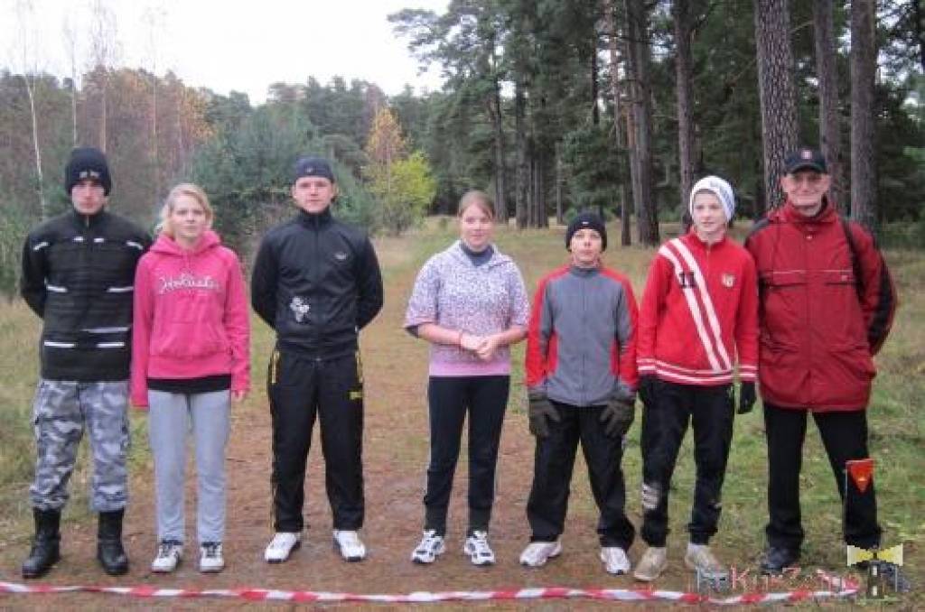 Foto no Lāčplēša balvas izcīņas 2012 - jaunsargu komandam. Tās notika Beberliņos un tajās piedalījās arī Liepājas apkaimnes novadu jaunsargu komandas.
Autors: ReKurZeme, portāls