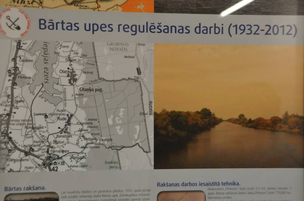 Lai novērstu plūdus, kas gandrīz katru pavasari līdzās Bārtas upei appludināja plašas teritorijas, pirms 80 gadiem tika uzsākti vērienīgi upes regulēšanas darbi.
Krastos ne tikai uzbēra vaļņus, bet upes posmam no tilta līdz ietekai...
Autors: ReKurZeme, portāls