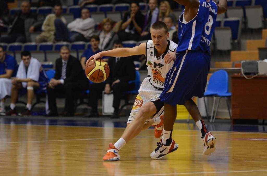 Autors: Uldis Dobelis