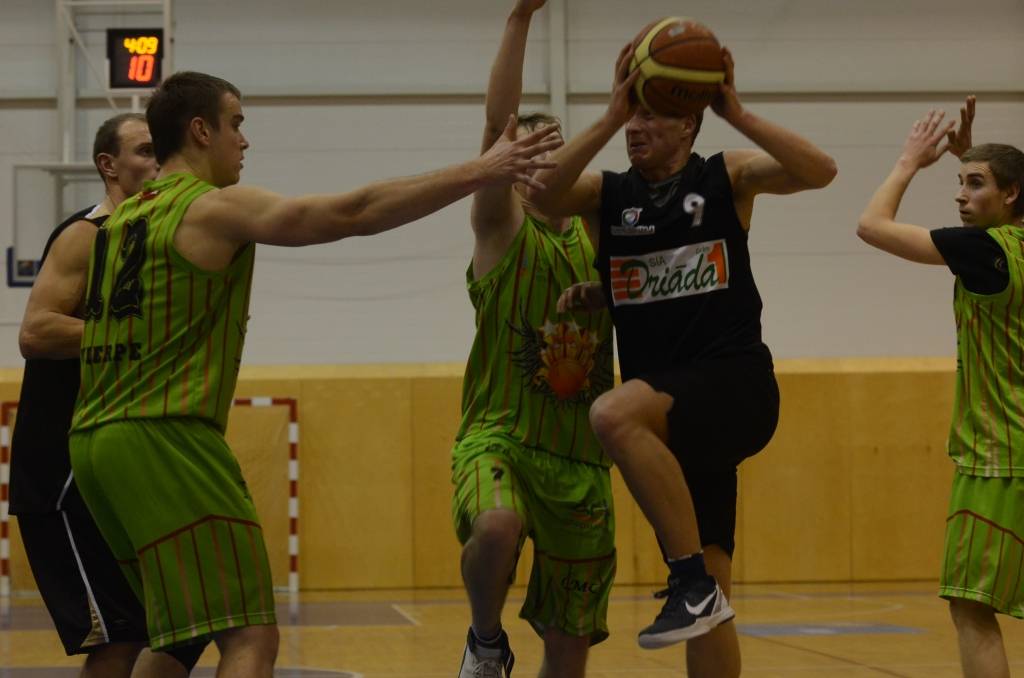 Autors: Uldis Dobelis