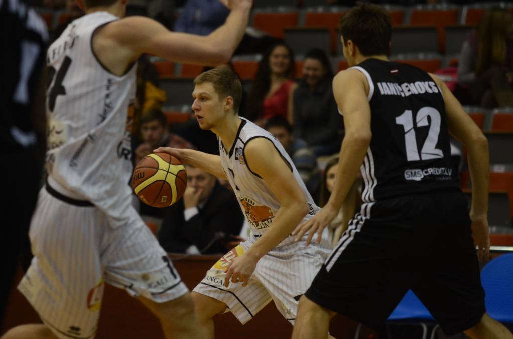 Autors: Uldis Dobelis