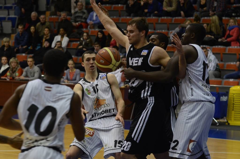 Autors: Uldis Dobelis