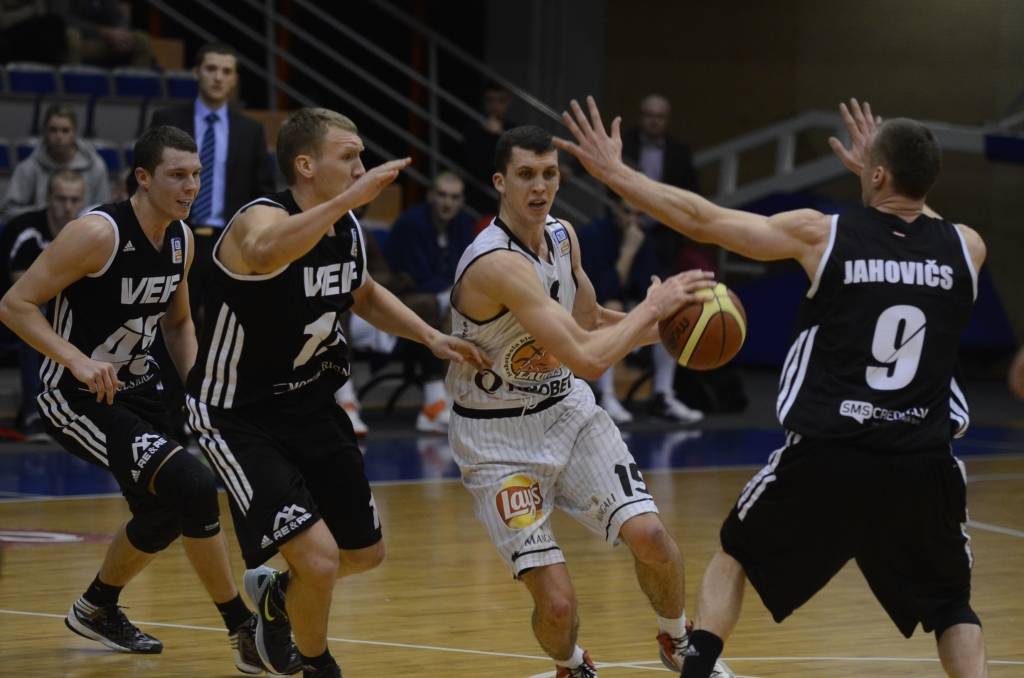 Autors: Uldis Dobelis