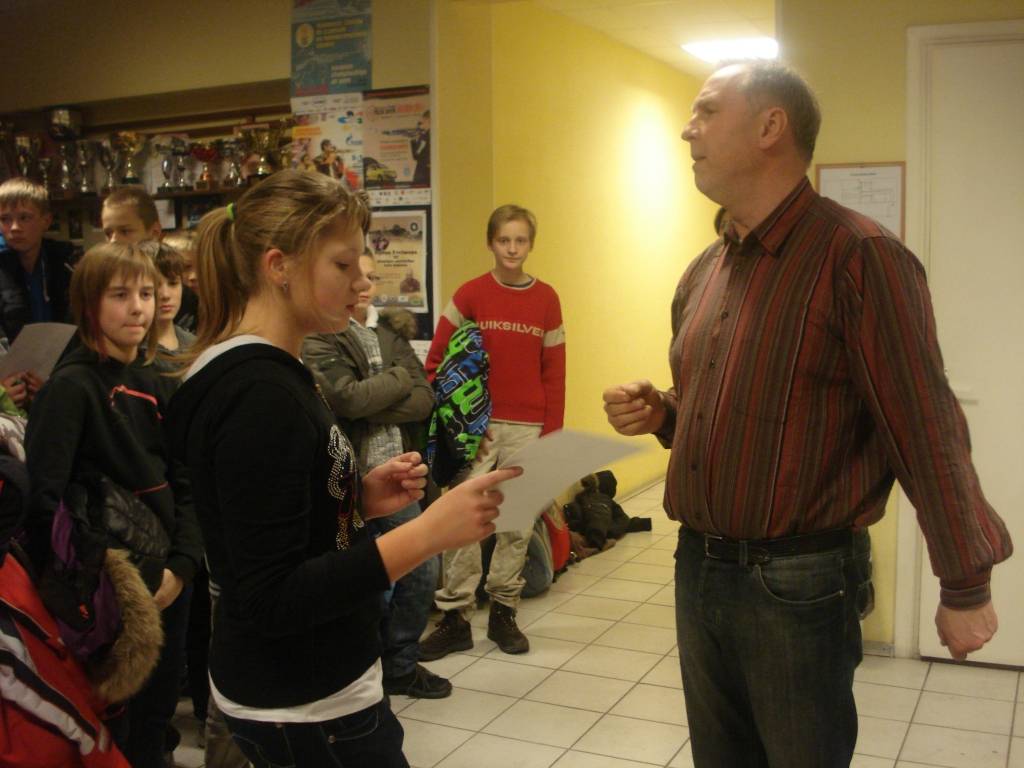 Apbalvo Helēnu Rozenbergu.
Autors: No Jāņa Oskara Šalma arhīva