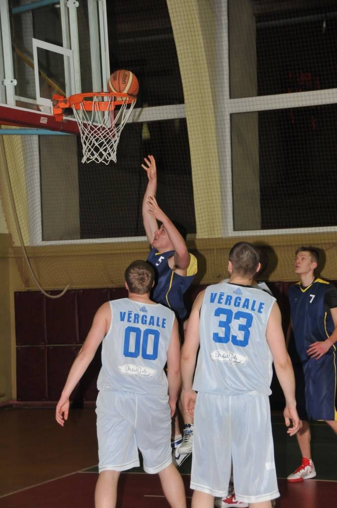 Autors: Dainis Ģelzis