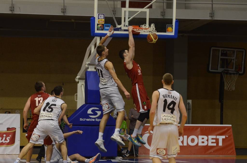 Autors: Uldis Dobelis