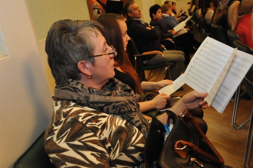 23. februārī, gatavojoties XXV Vispārējiem latviešu Dziesmu un XV Deju svētkiem, Liepājas Latviešu biedrības nama Lielajā zālē notika Liepājas pilsētas un Liepājas koru apriņķa (8 novadu) jaukto koru kopmēģinājums.
Autors: ReKurZeme, portāls
