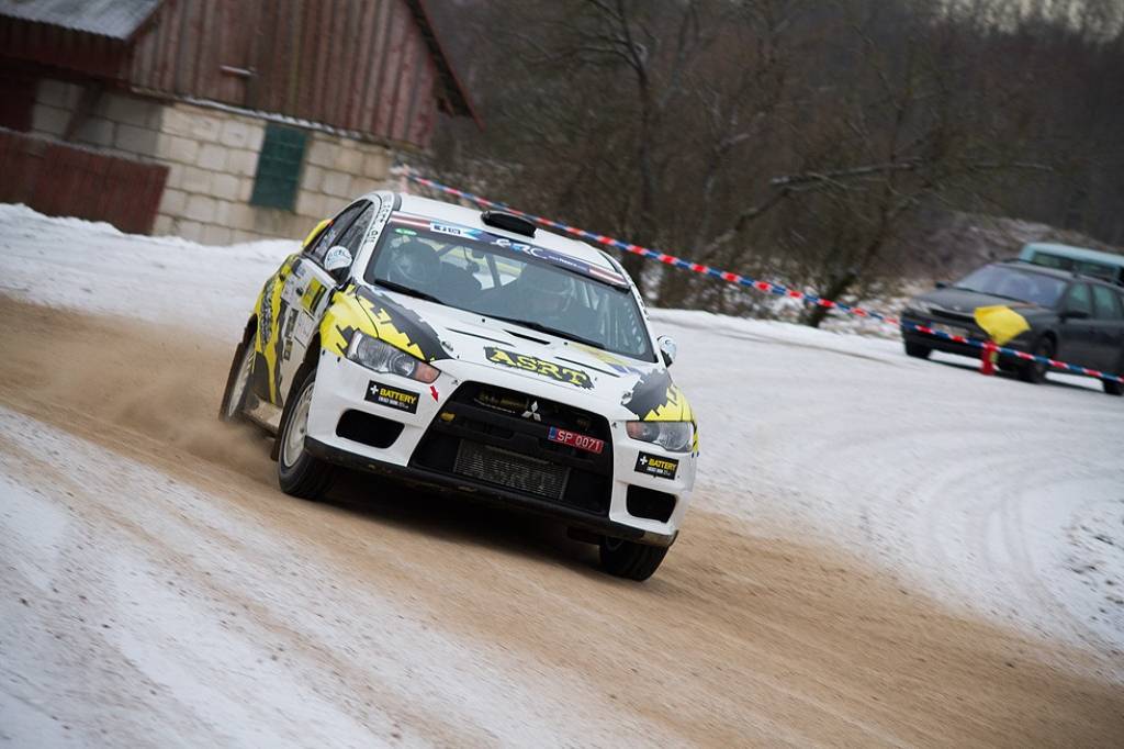Bildes no Eiropas rallija čempionāta otrā posma - rallija "Liepāja-Ventspils" - otrās dienas.