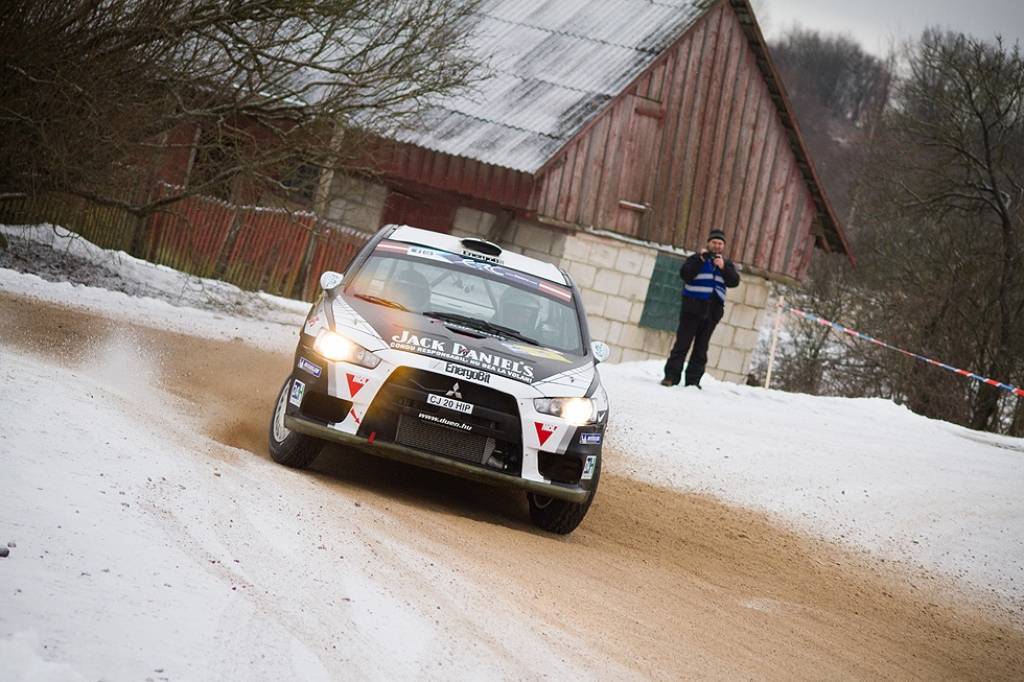 Bildes no Eiropas rallija čempionāta otrā posma - rallija "Liepāja-Ventspils" - otrās dienas.