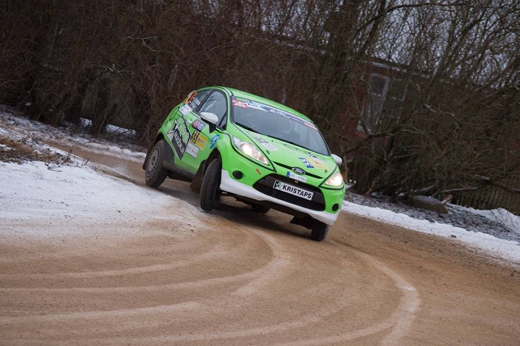 Bildes no Eiropas rallija čempionāta otrā posma - rallija "Liepāja-Ventspils" - otrās dienas.