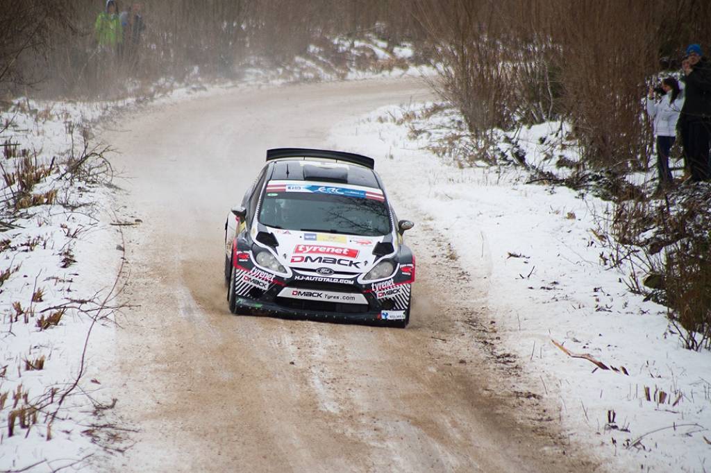 Bildes no Eiropas rallija čempionāta otrā posma - rallija "Liepāja-Ventspils" - otrās dienas.