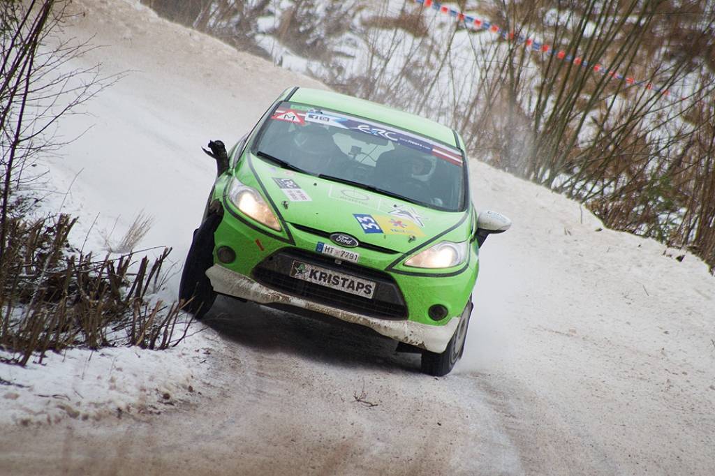 Bildes no Eiropas rallija čempionāta otrā posma - rallija "Liepāja-Ventspils" - otrās dienas.