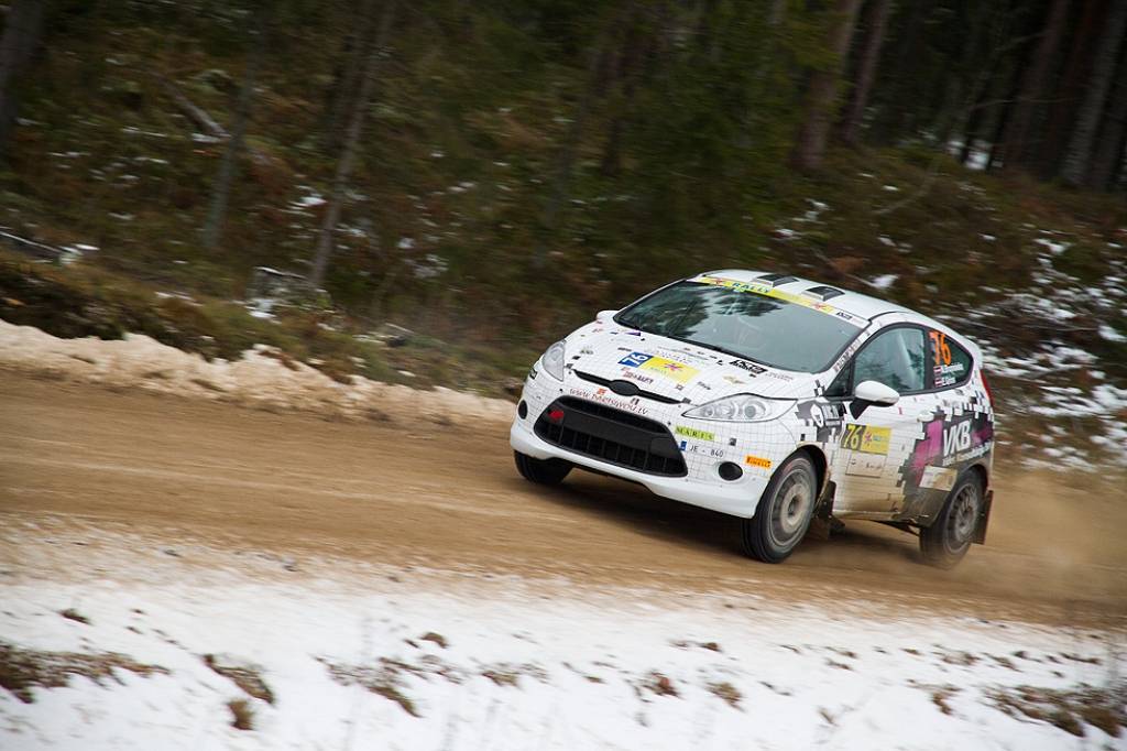 Bildes no Eiropas rallija čempionāta otrā posma - rallija "Liepāja-Ventspils" - otrās dienas.