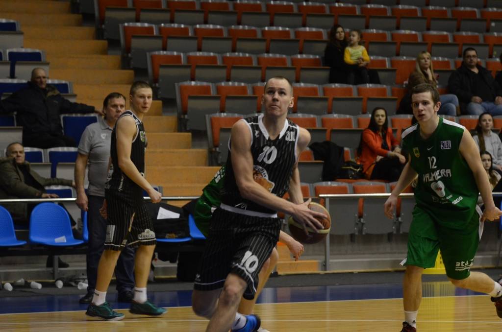 Autors: Uldis Dobelis