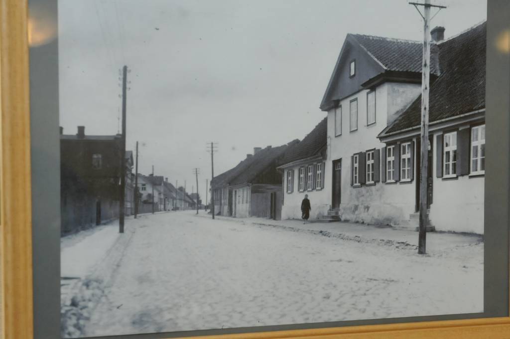 Grobiņā Zentas Mauriņas piemiņas istabās joprojām apskatāma foto izstāde "Grobiņas hronika fotogrāfijās", kas tika uzstādīta par godu pilsētas 318. dzimšanas dienai, kas tika atzīmēta februāra beigās.
Grobiņnieki aicinājumam nest uz Zentas...
Autors: Ieva Kupše