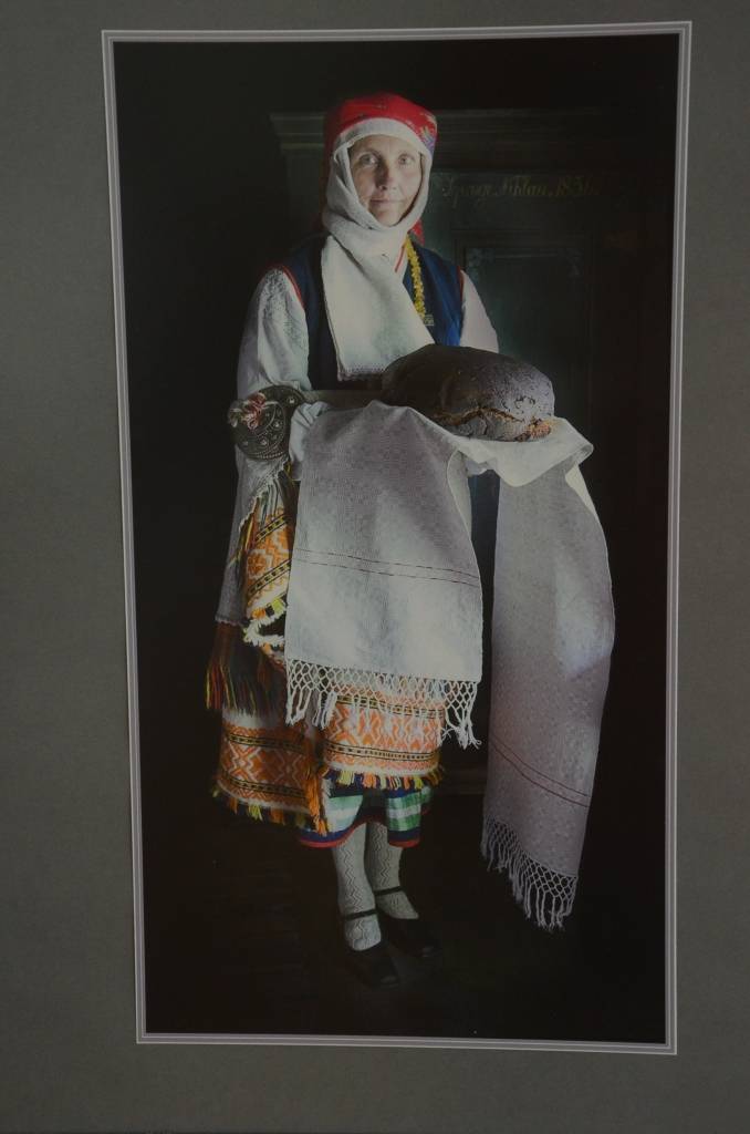 Līdz 12. aprīlim Cīravas pagasta pārvaldes zālē apskatāma fotoizstāde "Rucavas cimdu vēstījums".
Autors: Uldis Dobelis
